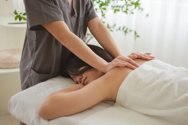 tuyển nhân viên spa Hải Phòng 